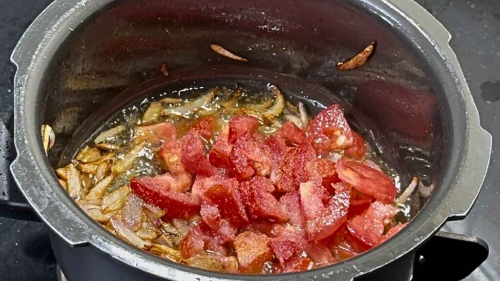 sabut masoor dal recipe 